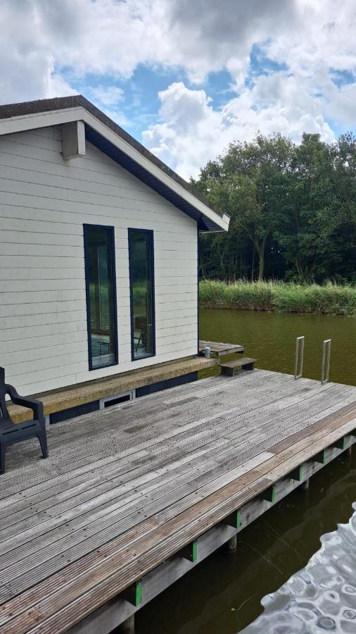 Bb De Woonboot Lägenhet Anna Paulowna Exteriör bild